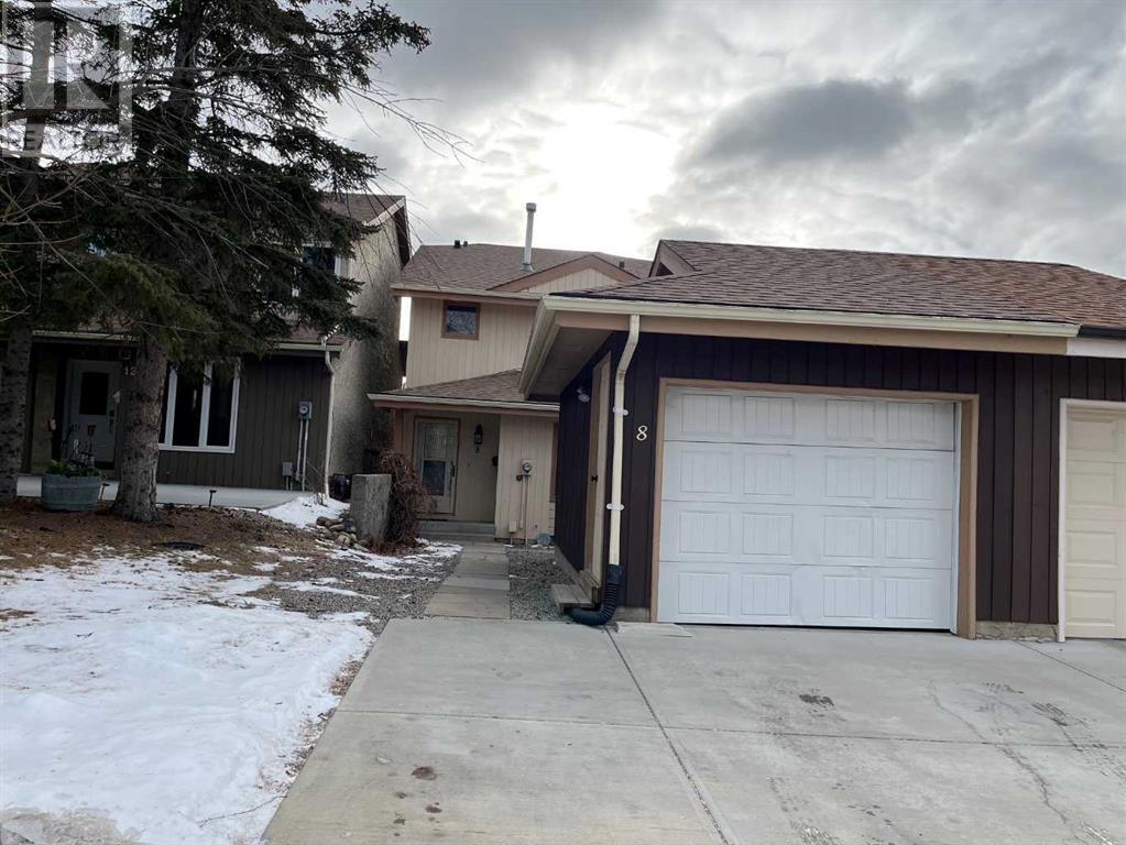 8 Hawkville Place NW, Calgary, Alberta