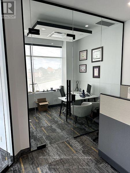 Photo 4 of 213 3465 Platinum Drive, Mississauga ON