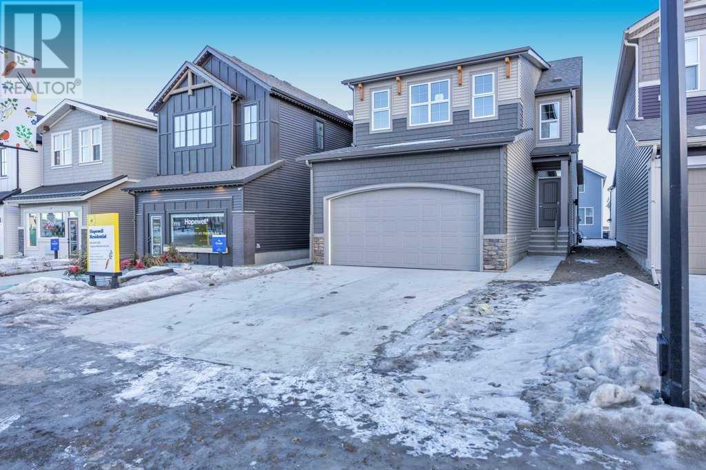 Single Family House for Sale in  Heirloom Drive SE Rangeview Calgary 