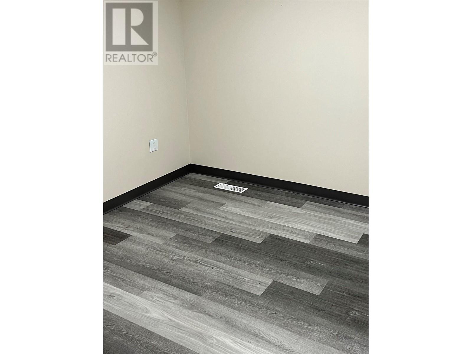 10413 10 Street, Dawson Creek