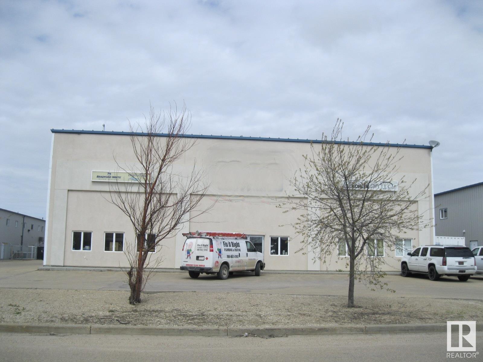 Photo 1 of 101 79 Boulder Bv, Stony Plain AB