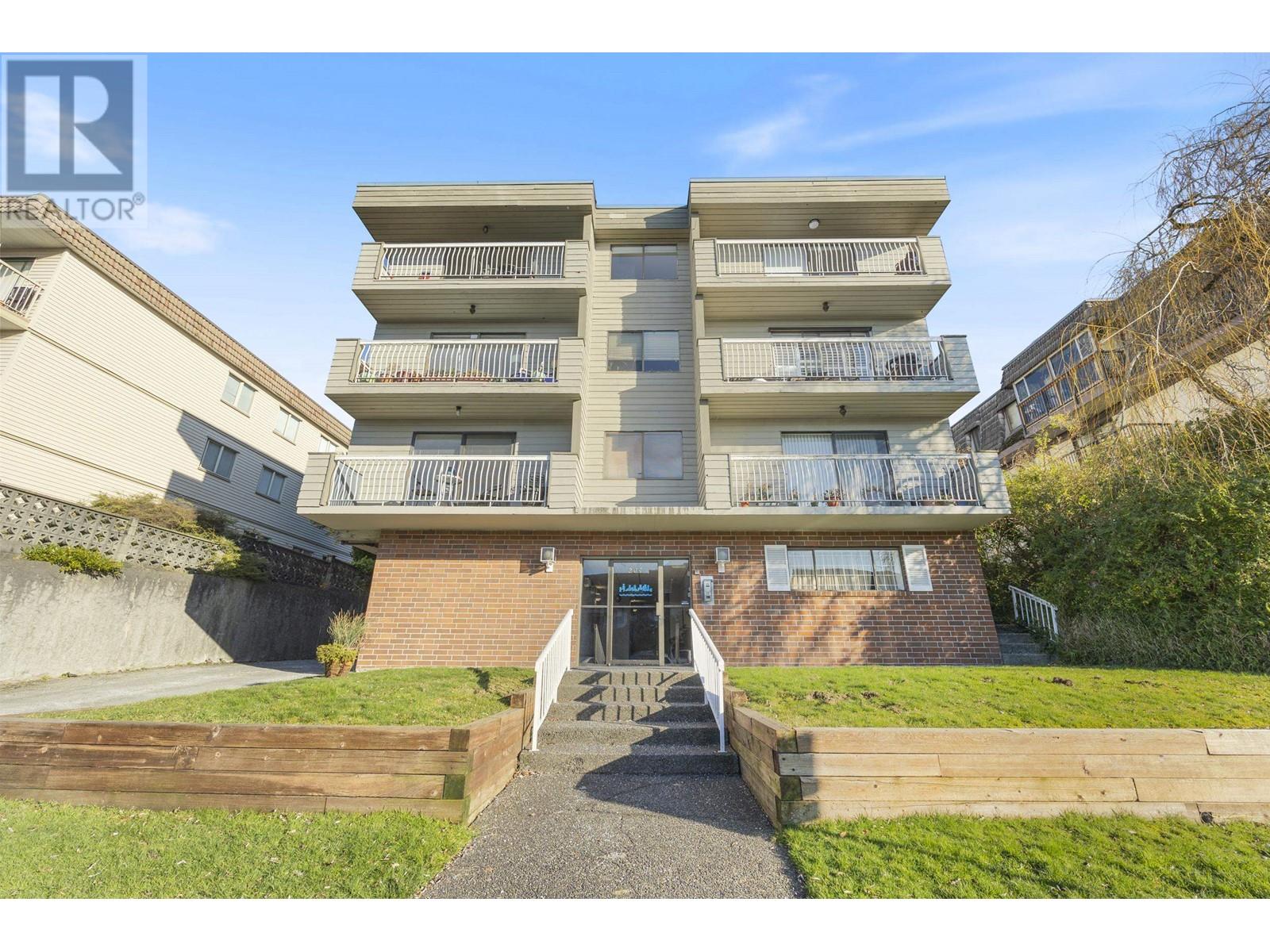 102 264 W 2ND STREET, North Vancouver