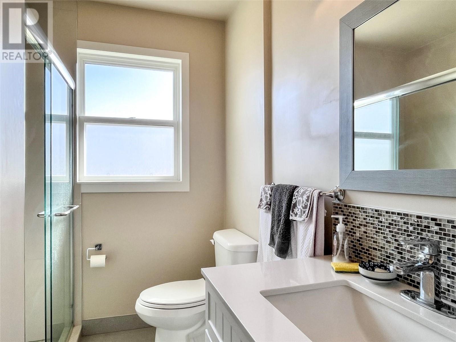 7212 HERON Lane, Osoyoos