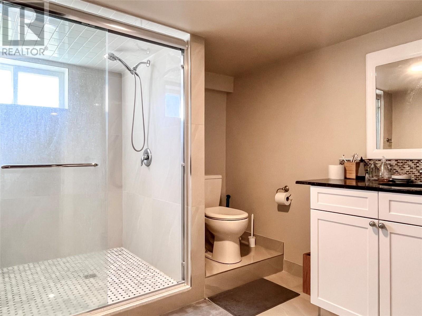 7212 HERON Lane, Osoyoos