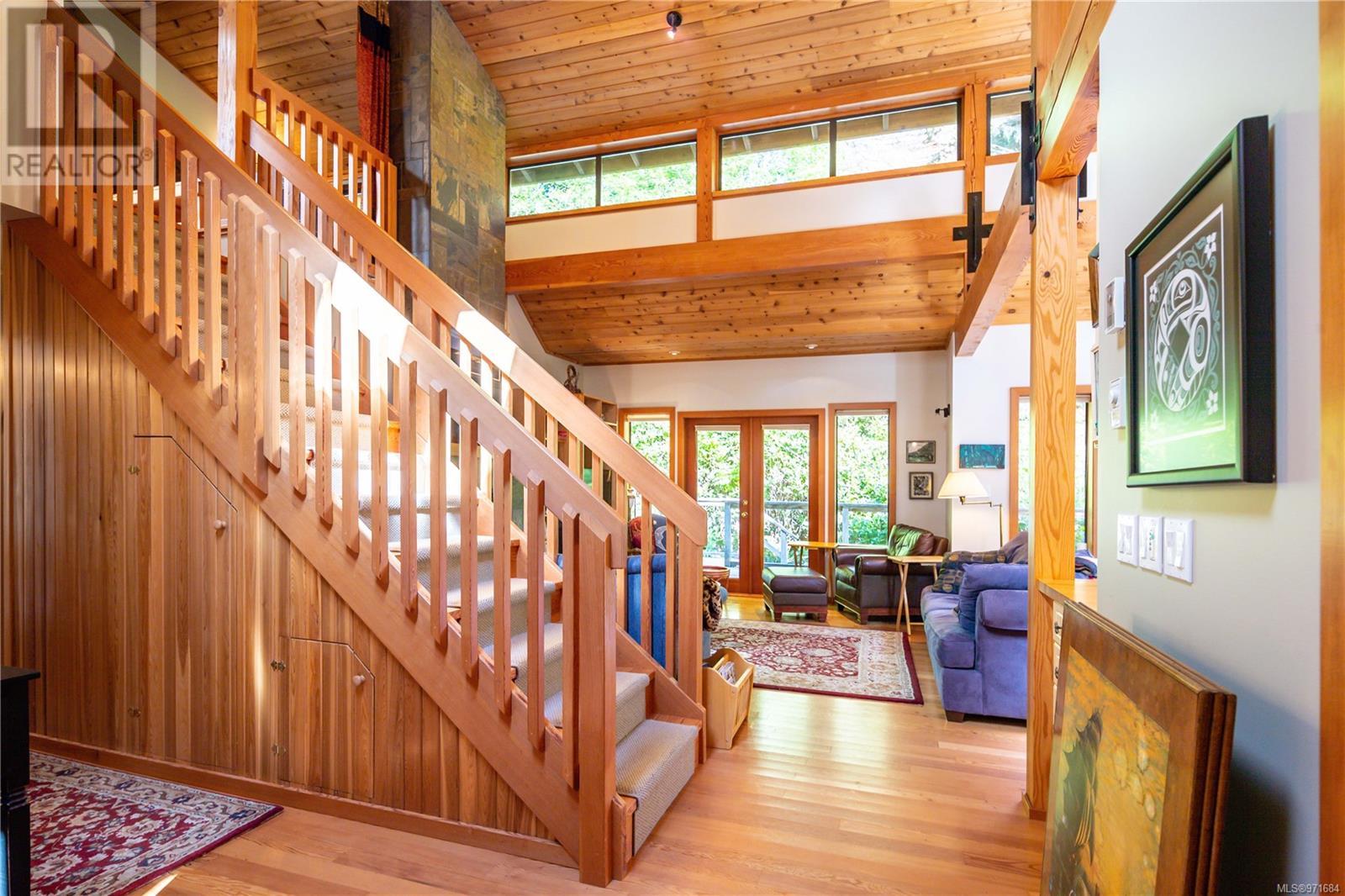 1180&1208 Lynn Rd, Tofino