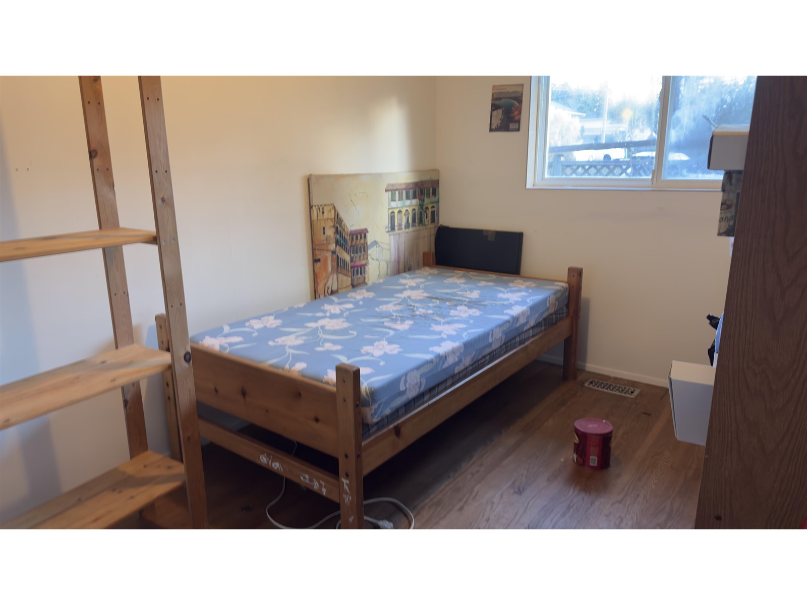 9401 DAWSON CRESCENT, Delta real estate listing R2960515