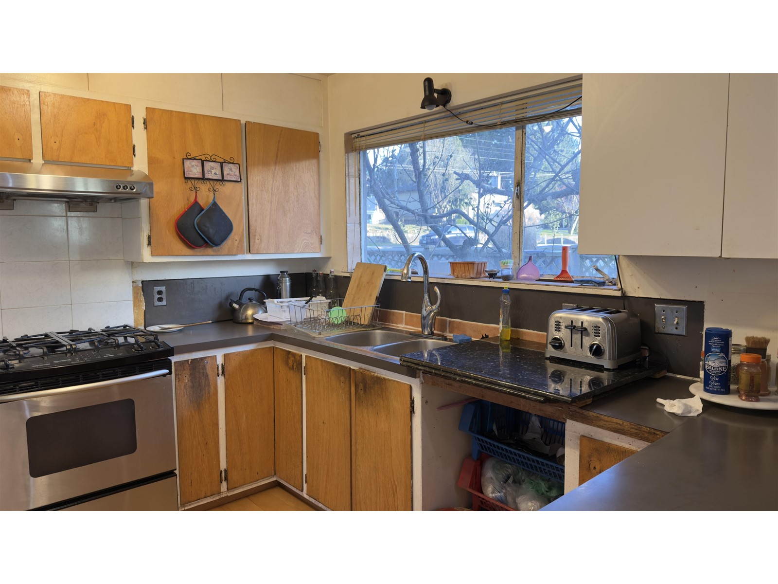 9401 DAWSON CRESCENT, Delta real estate listing R2960515