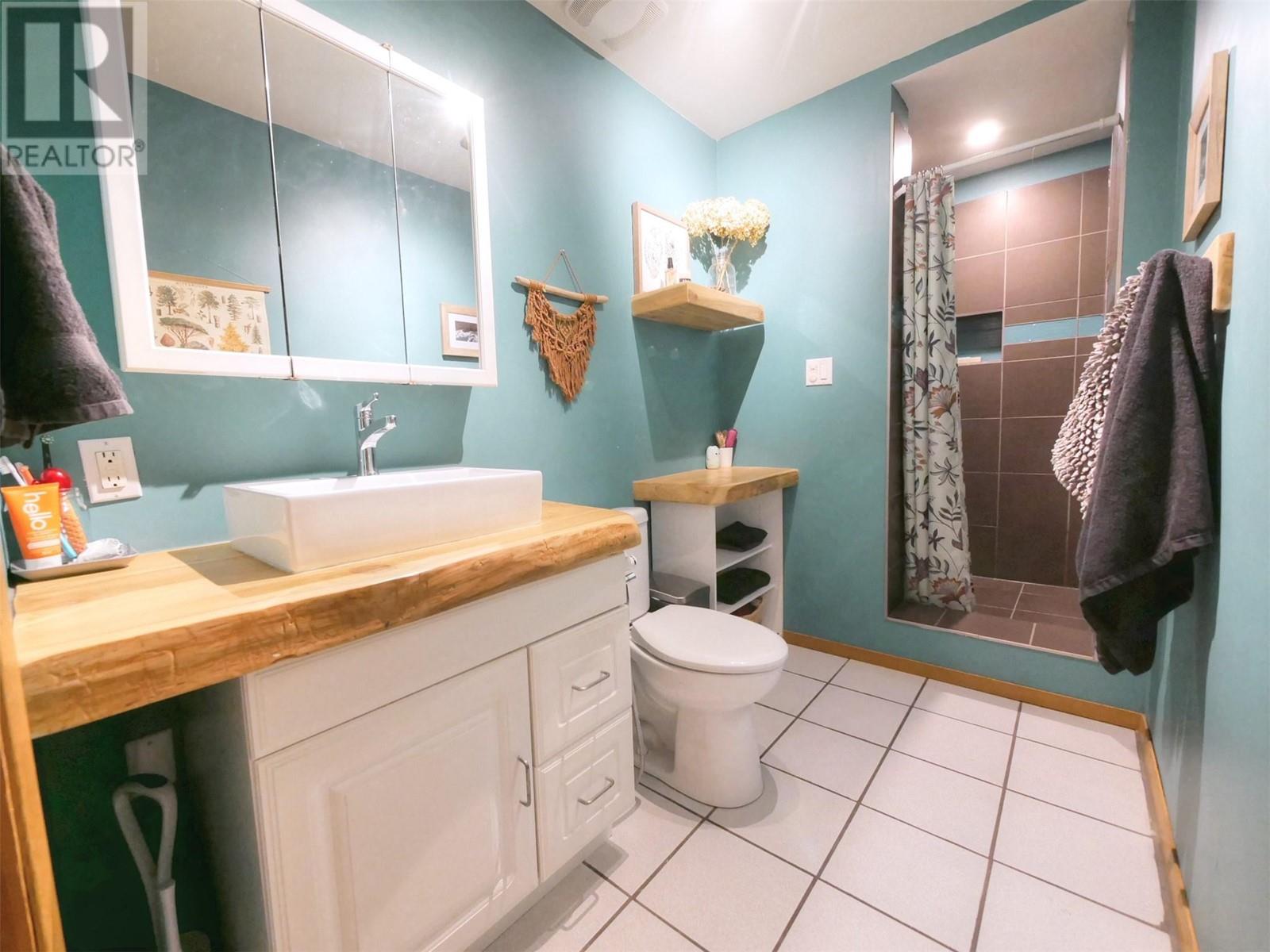 3064 Upper Slocan Park Road, Slocan Park