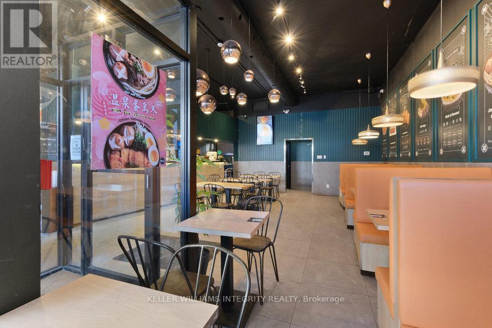 Photo 5 of 180 Rideau Street, Ottawa ON
