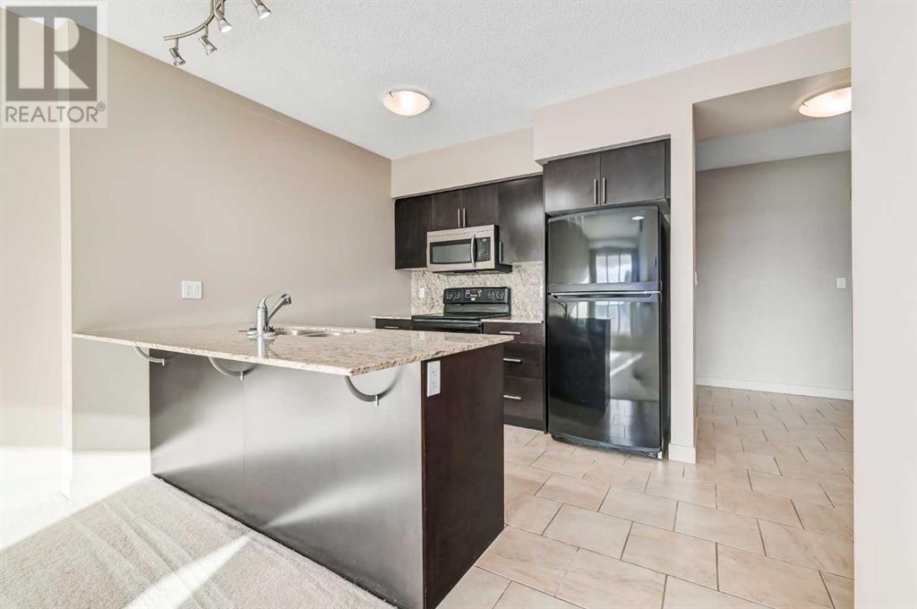 Single Family House High rise for Sale in   Horton Road SW Haysboro Calgary 