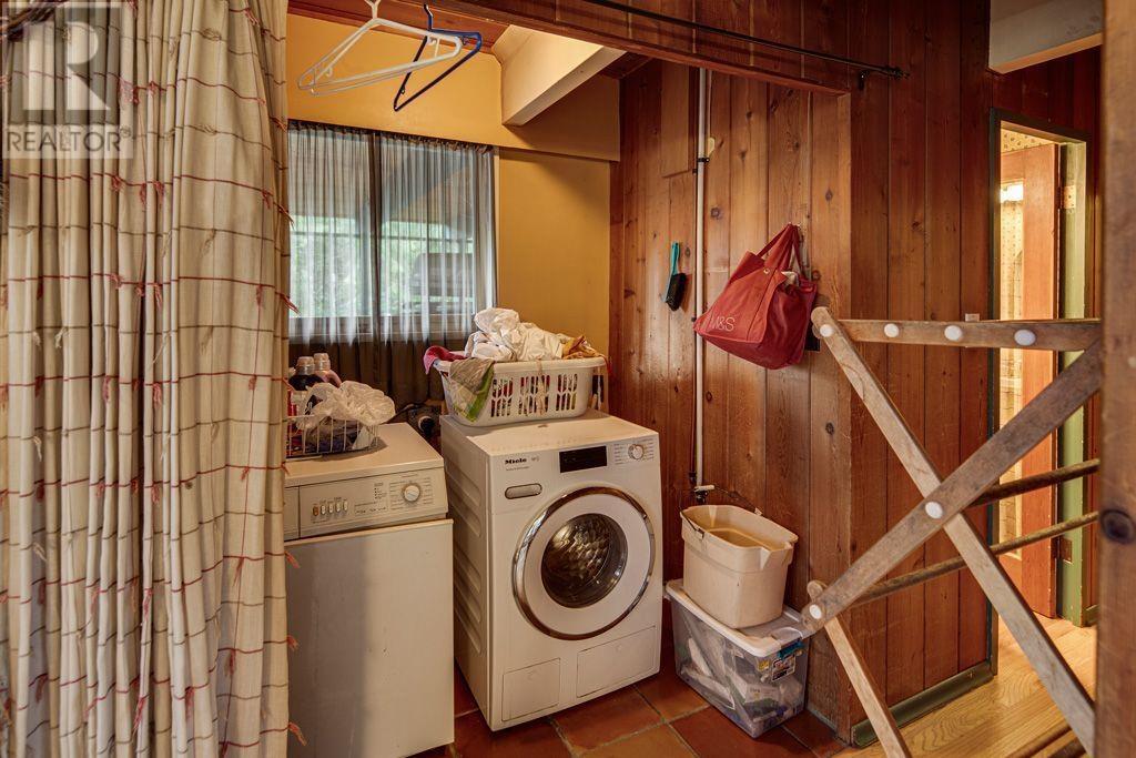 1764 OTTAWA PLACE, West Vancouver real estate listing R2955812