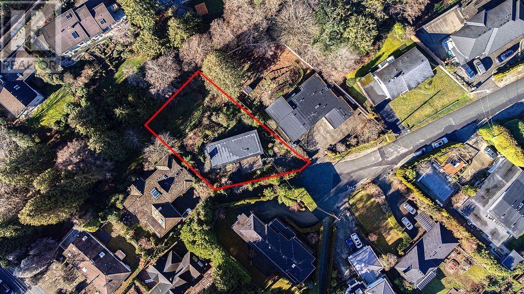 1764 OTTAWA PLACE, West Vancouver real estate listing R2955812