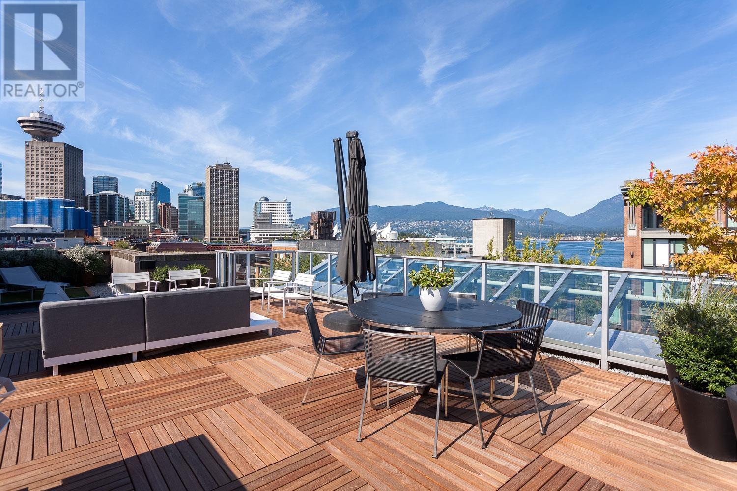 701 36 WATER STREET, Vancouver