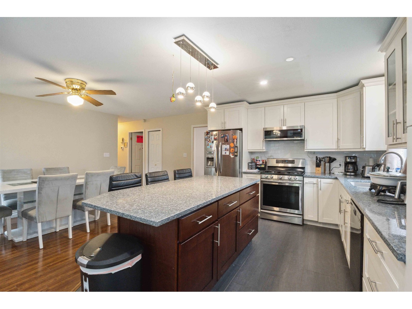 Photo 11 of 2717 Dehavilland Court, Abbotsford BC
