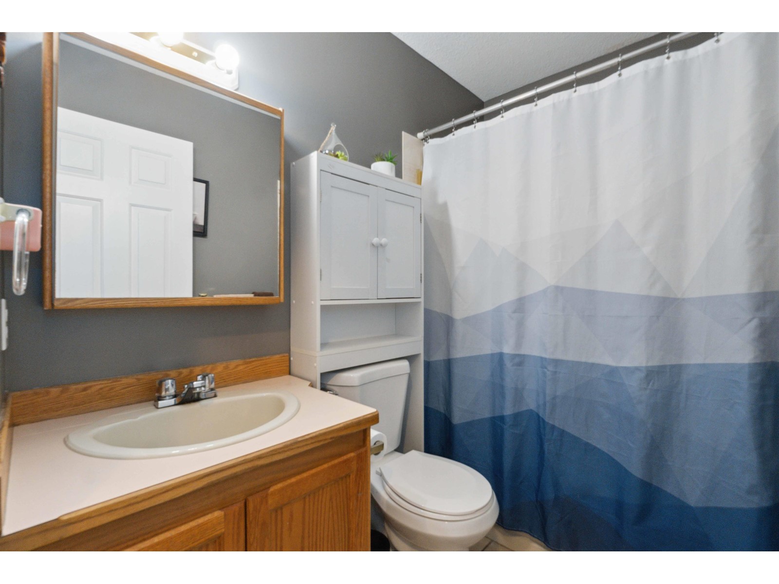 Photo 18 of 2717 Dehavilland Court, Abbotsford BC