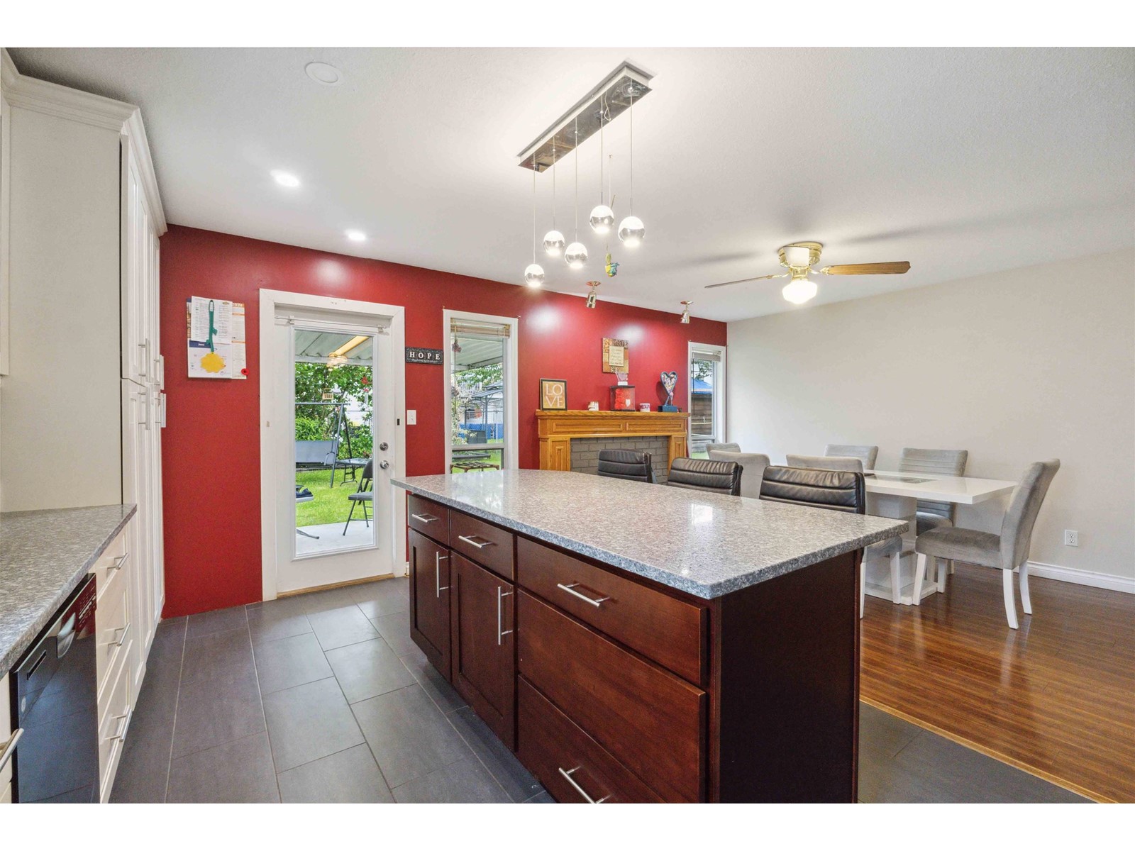 Photo 14 of 2717 Dehavilland Court, Abbotsford BC