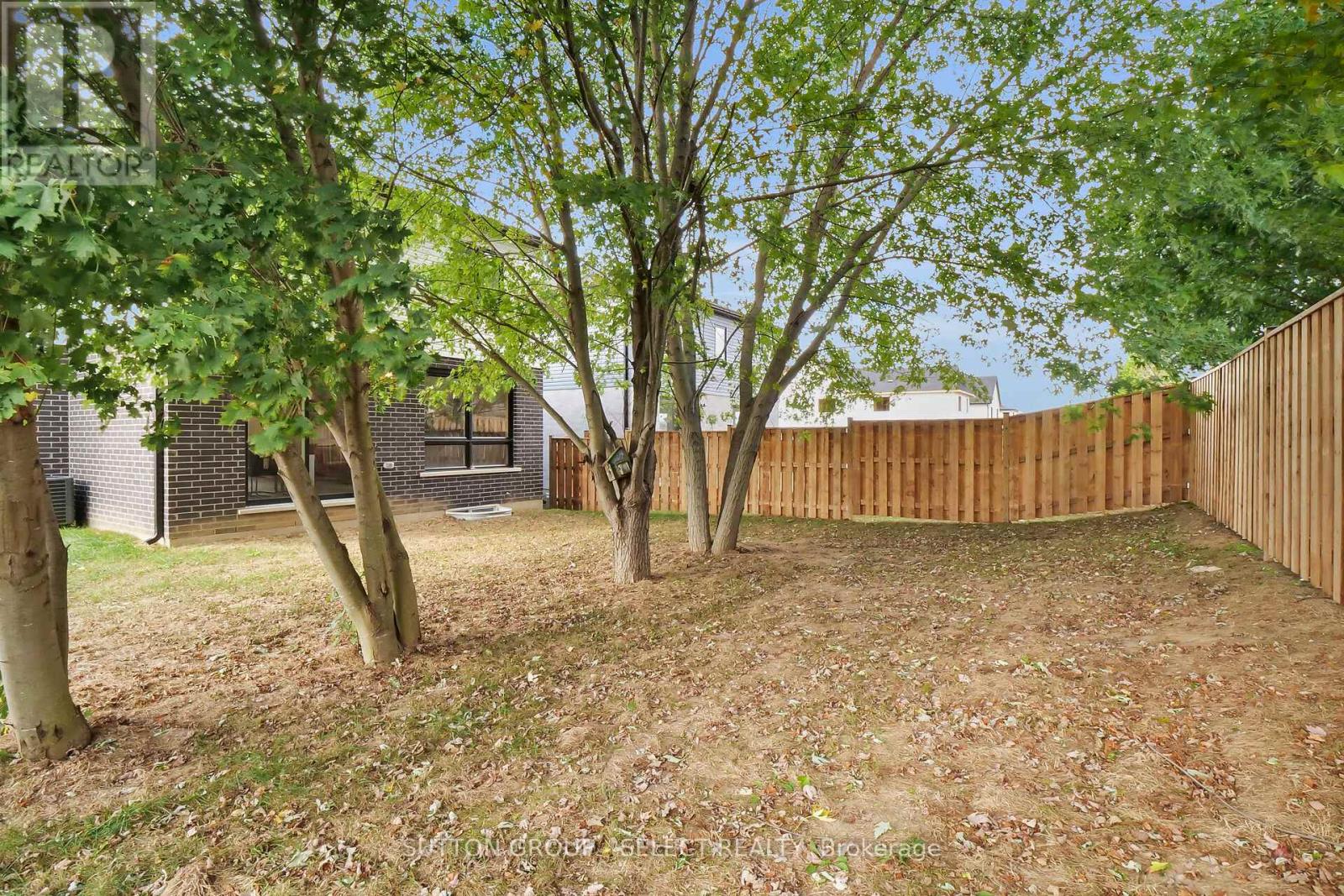 Photo 33 of 42 Lucas Road, St Thomas ON