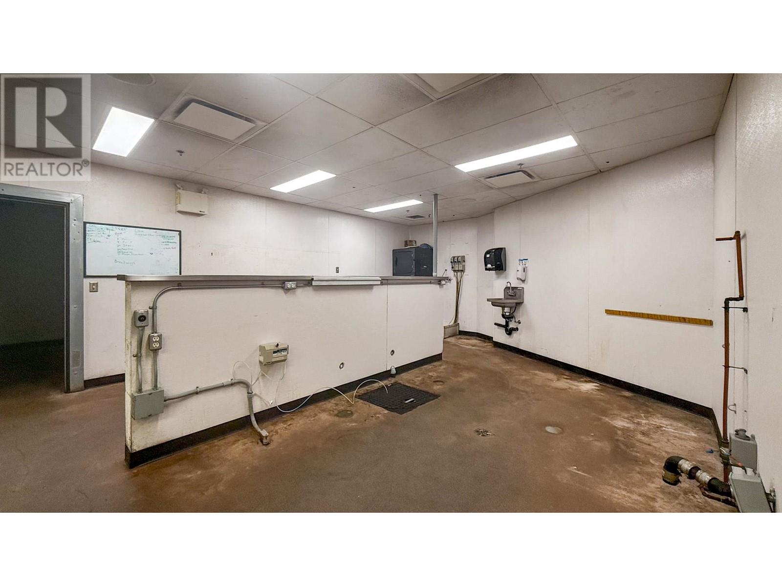 122 975 Academy Way, Kelowna