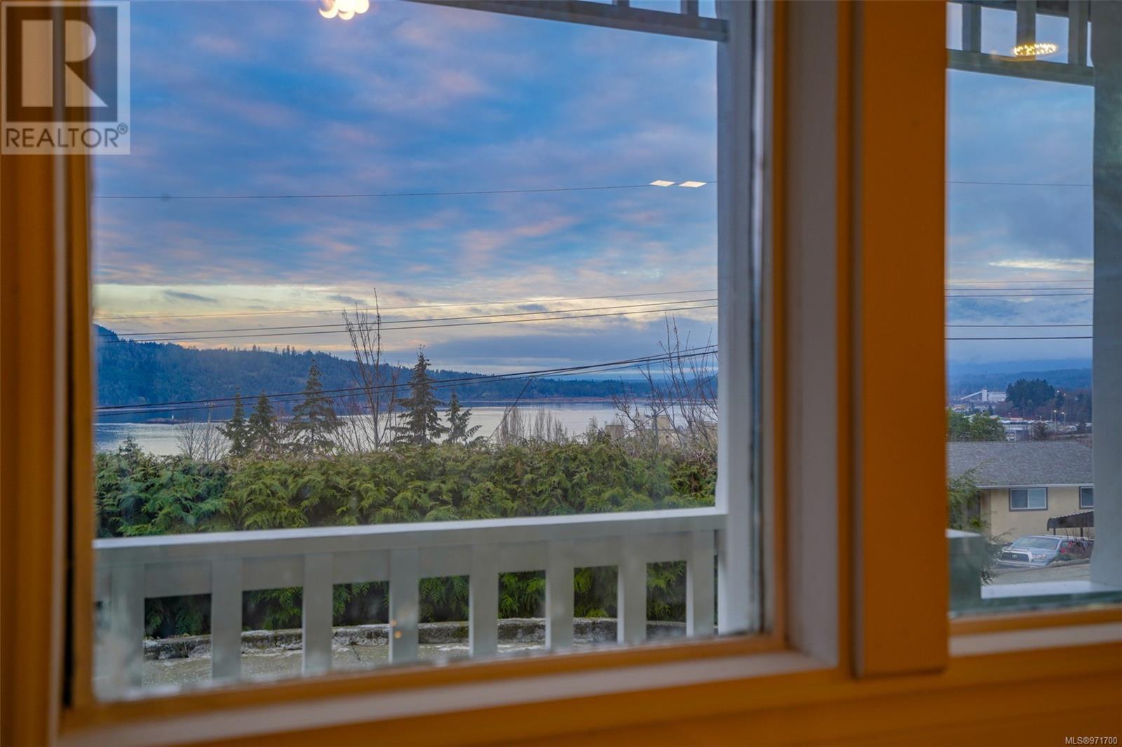 2209 Mallory Dr, Port Alberni real estate listing 971700