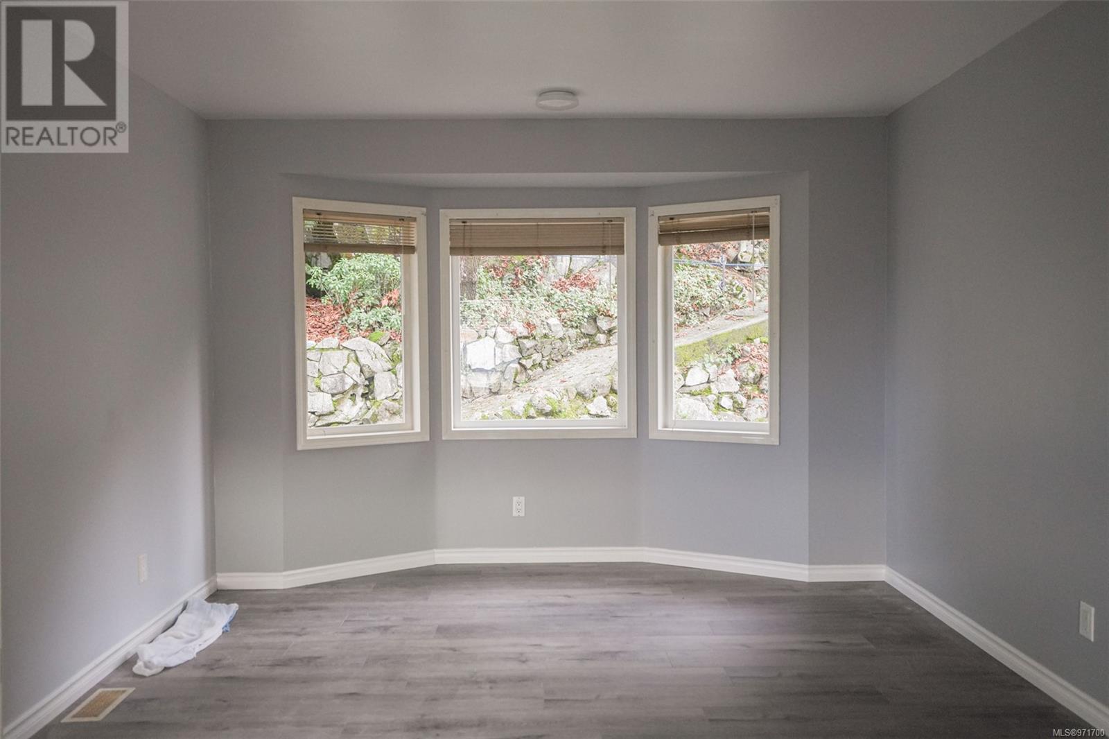 2209 Mallory Dr, Port Alberni real estate listing 971700