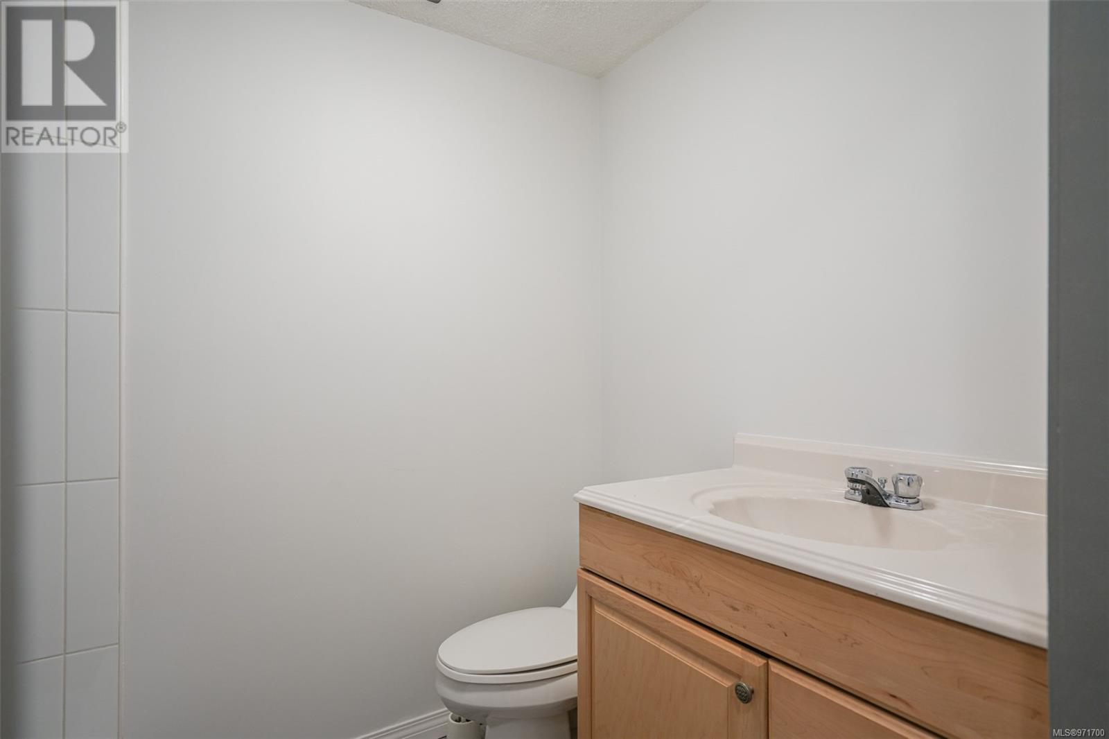 2209 Mallory Dr, Port Alberni real estate listing 971700