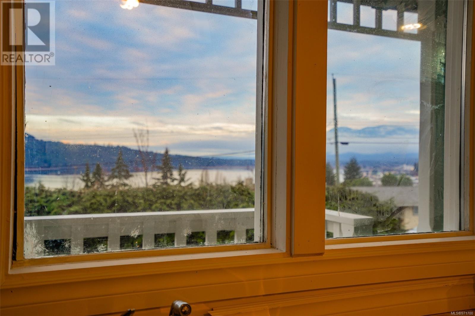 2209 Mallory Dr, Port Alberni real estate listing 971700