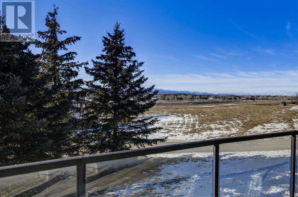 Single Family House Bungalow for Sale in  Slopes Gardens SW Springbank Hill Calgary 