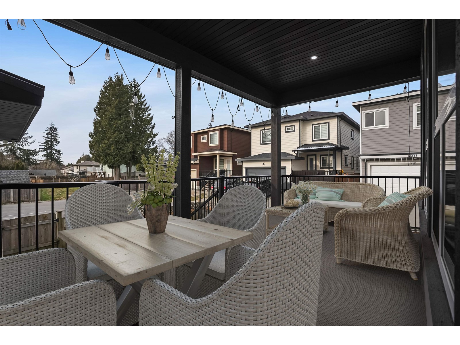 Photo 34 of 5981 184 Street, Surrey BC
