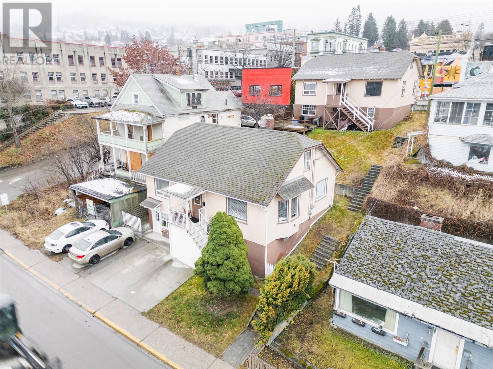220-222 Vernon Street, Nelson