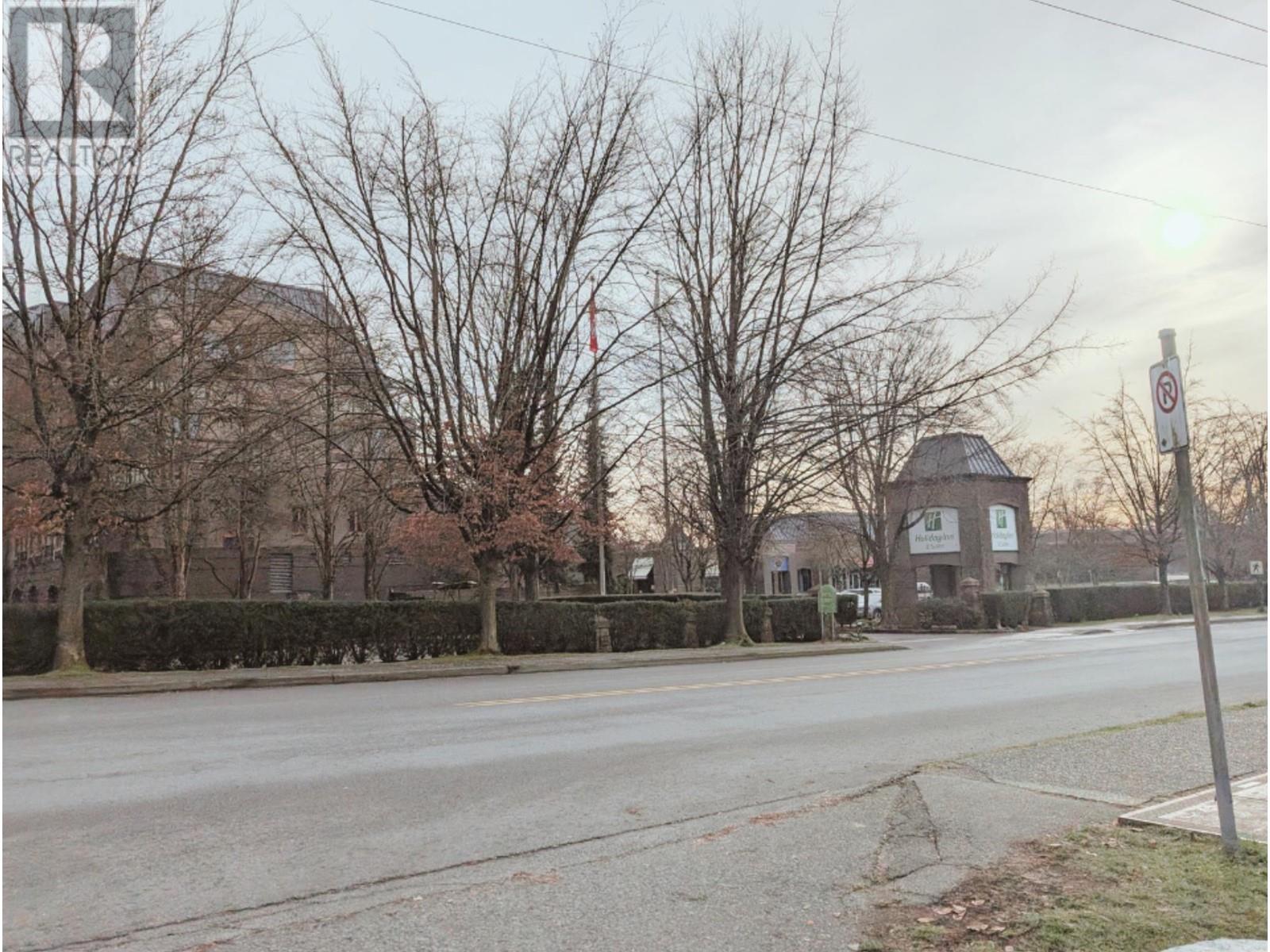 316 780 PREMIER STREET, North Vancouver real estate listing R2960069