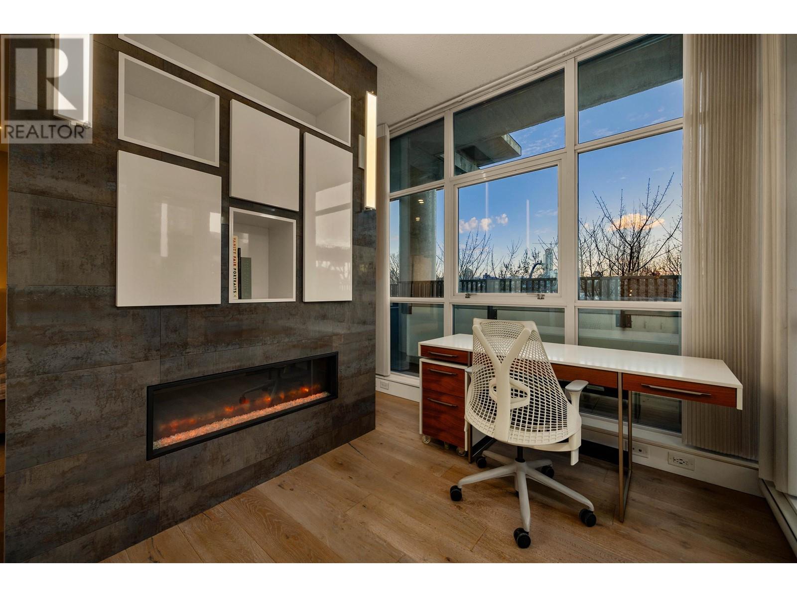 Photo 20 of 595 Beach Crescent, Vancouver BC