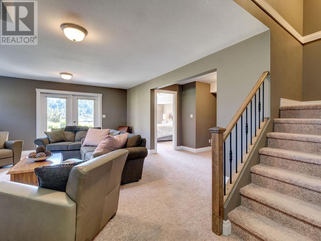 50 4622 SINCLAIR BAY ROAD, Egmont