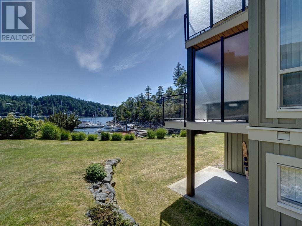 50 4622 SINCLAIR BAY ROAD, Egmont