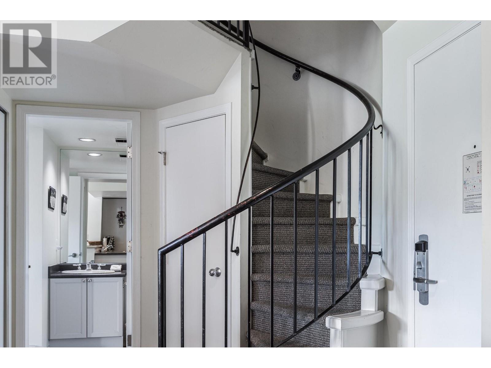 303 4338 MAIN STREET, Whistler real estate listing R2961384