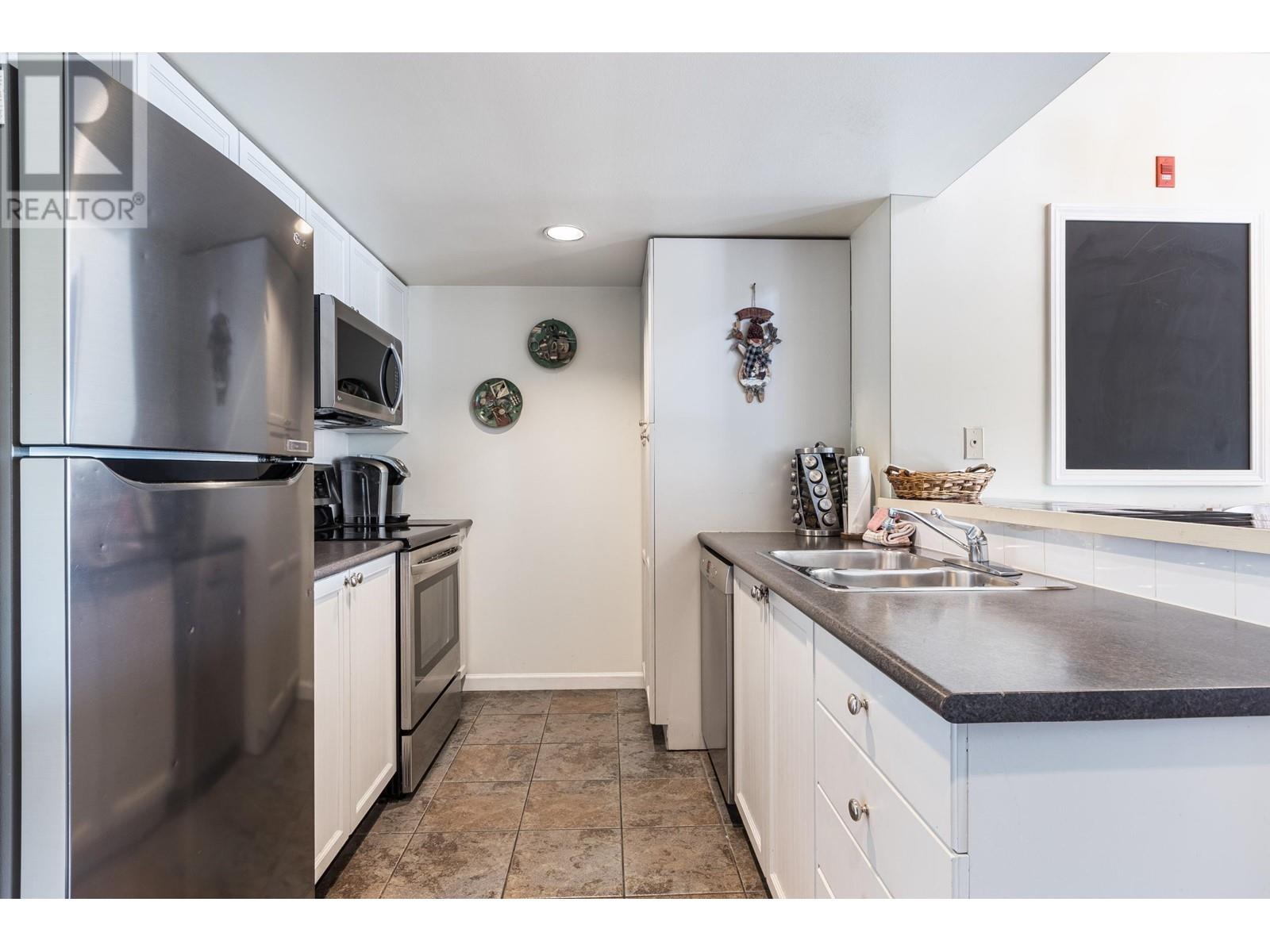 303 4338 MAIN STREET, Whistler real estate listing R2961384