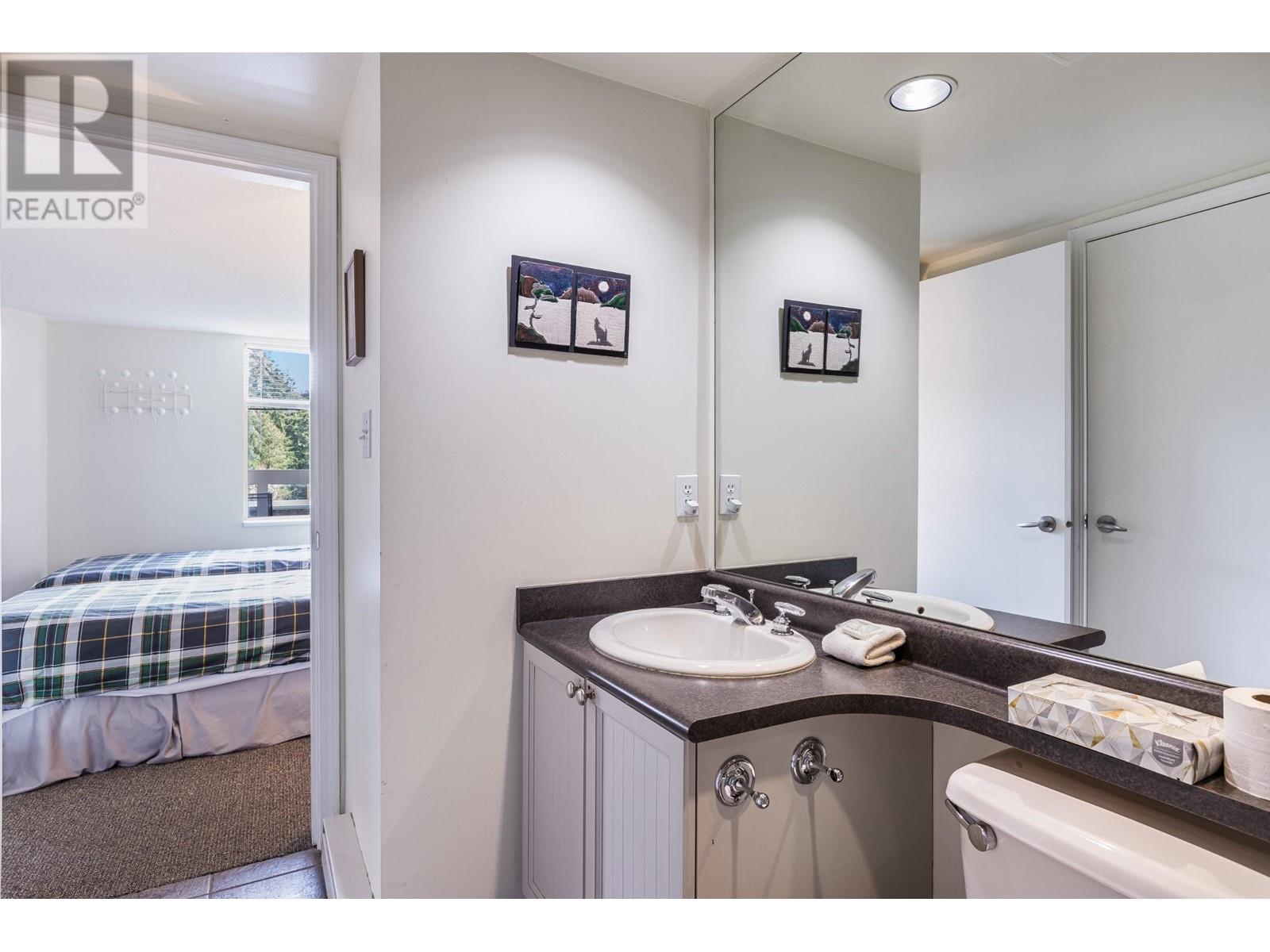 303 4338 MAIN STREET, Whistler real estate listing R2961384
