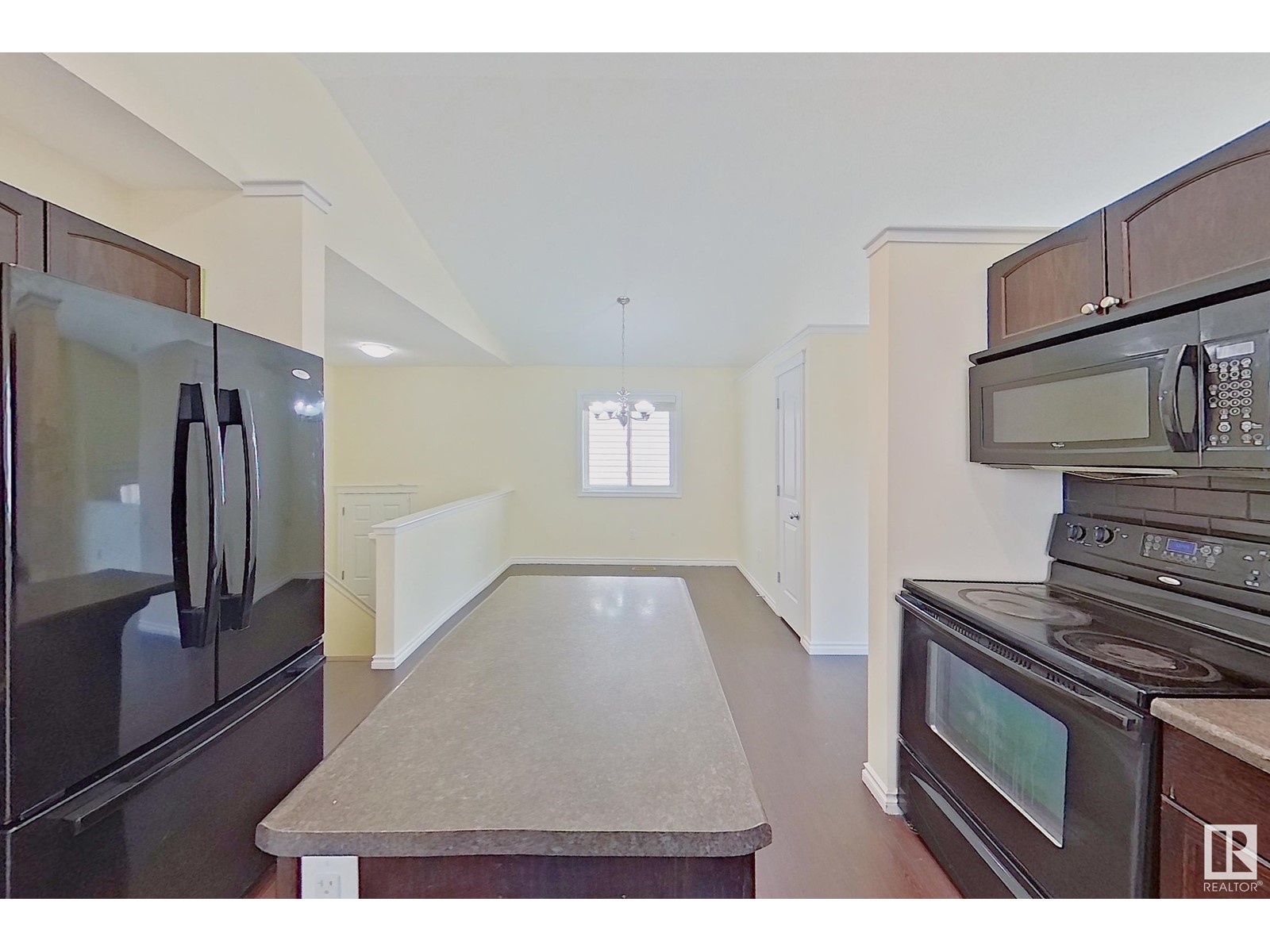 1126 36A AV NW, Edmonton