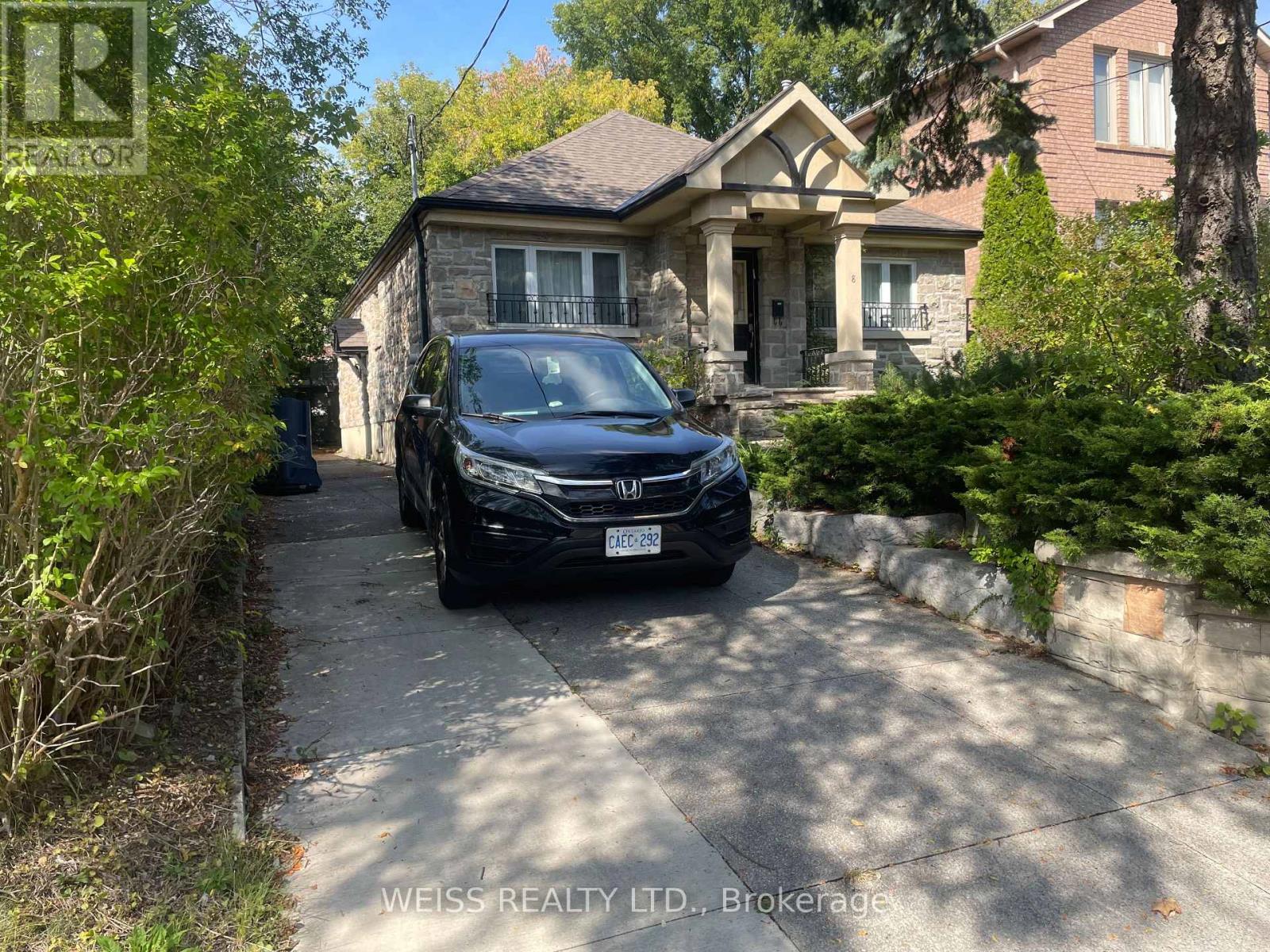 Listing photo of 488 COLDSTREAM AVENUE