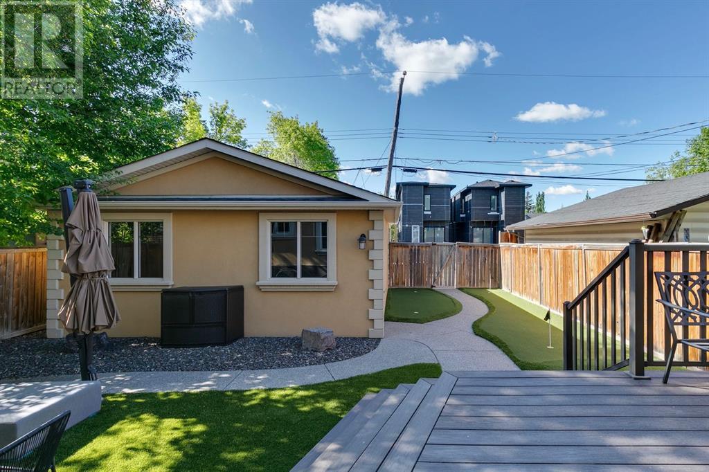 Single Family House for Sale in   Avenue NW West Hillhurst Calgary 