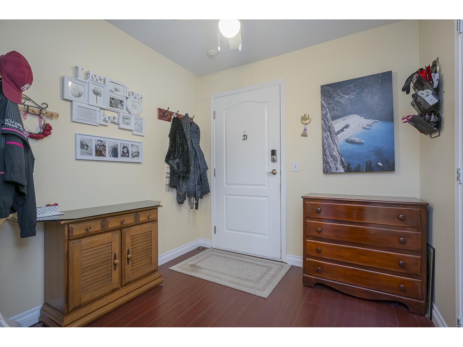 Photo 6 of 409 20443 53 Avenue, Langley BC