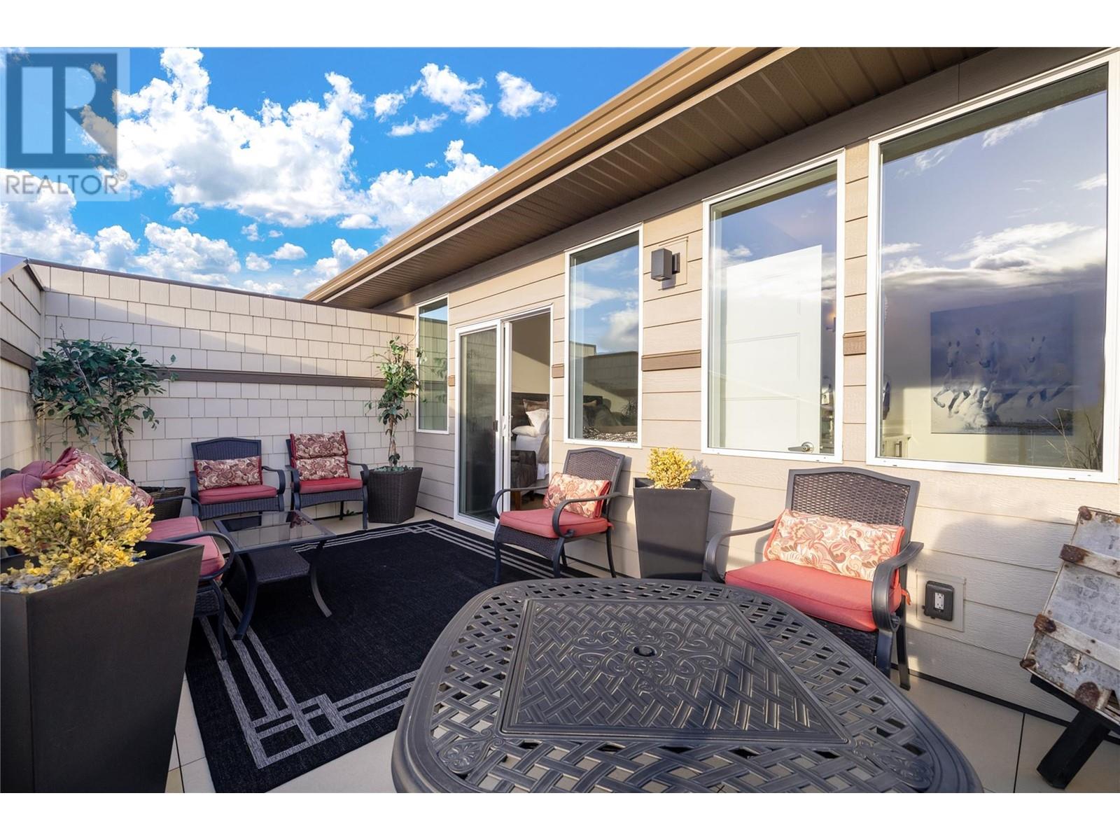  1474 Summer Crescent, Kelowna