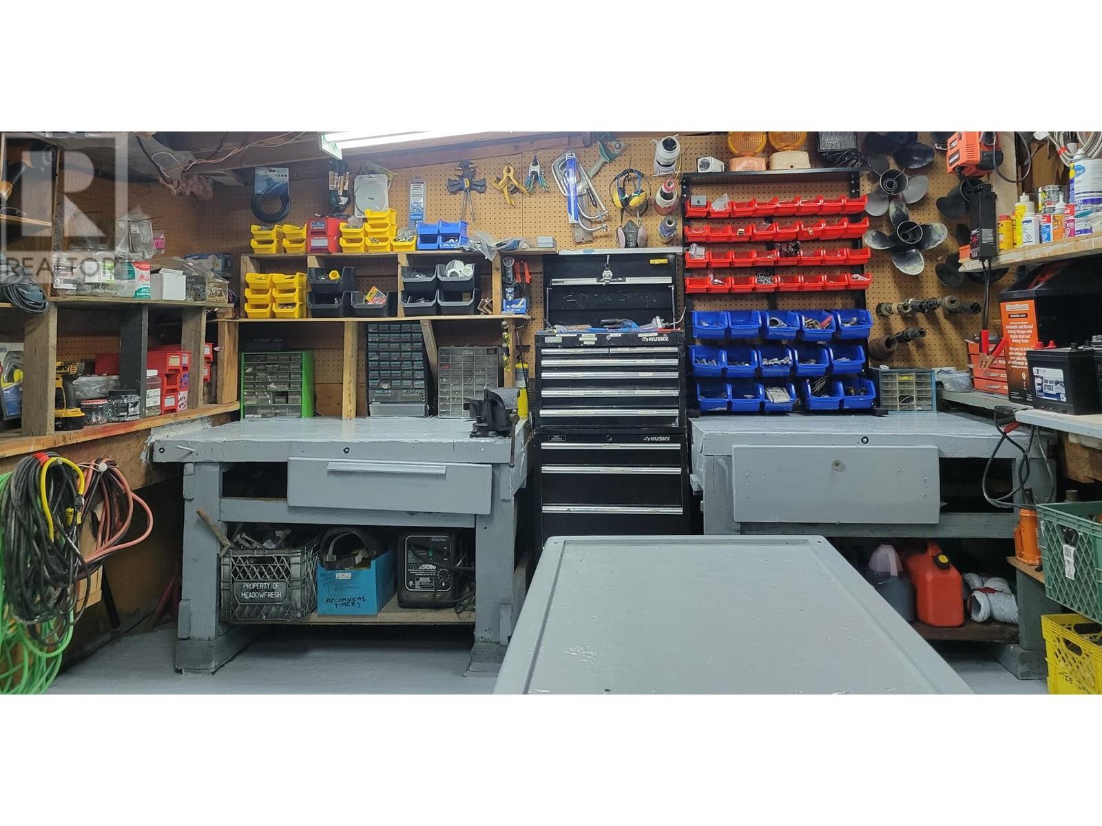  173 LARSON Road, Christina Lake