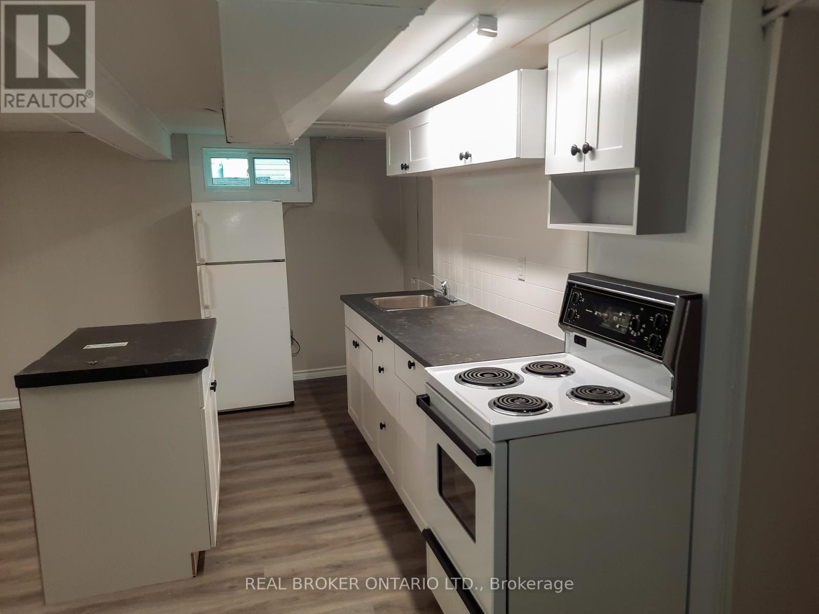 Photo 8 of 7617 Flewellyn Road, Ottawa ON