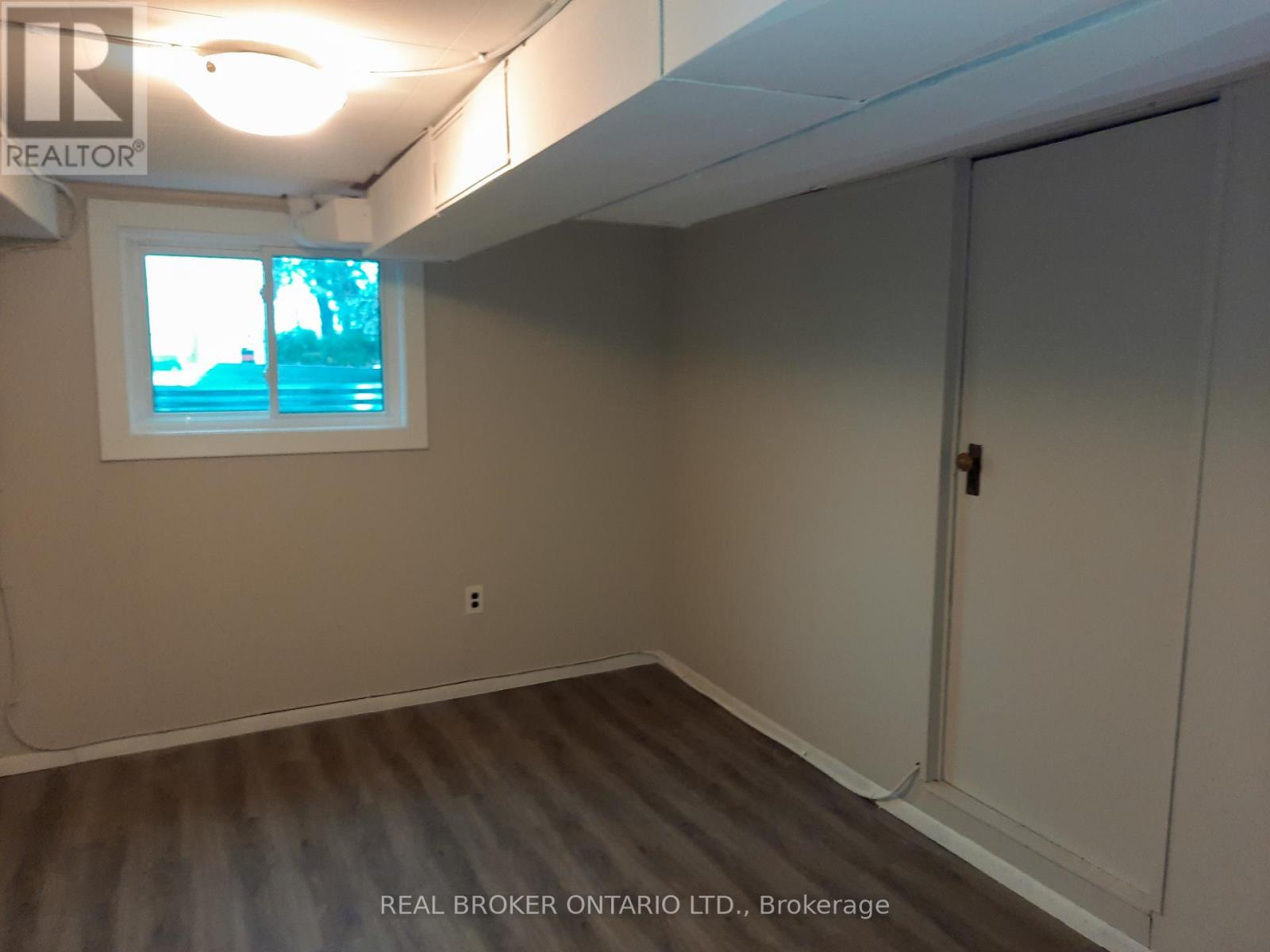 Photo 2 of 7617 Flewellyn Road, Ottawa ON