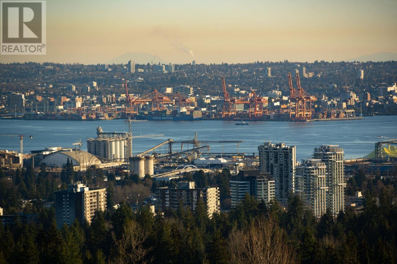 735 FAIRMILE ROAD, West Vancouver