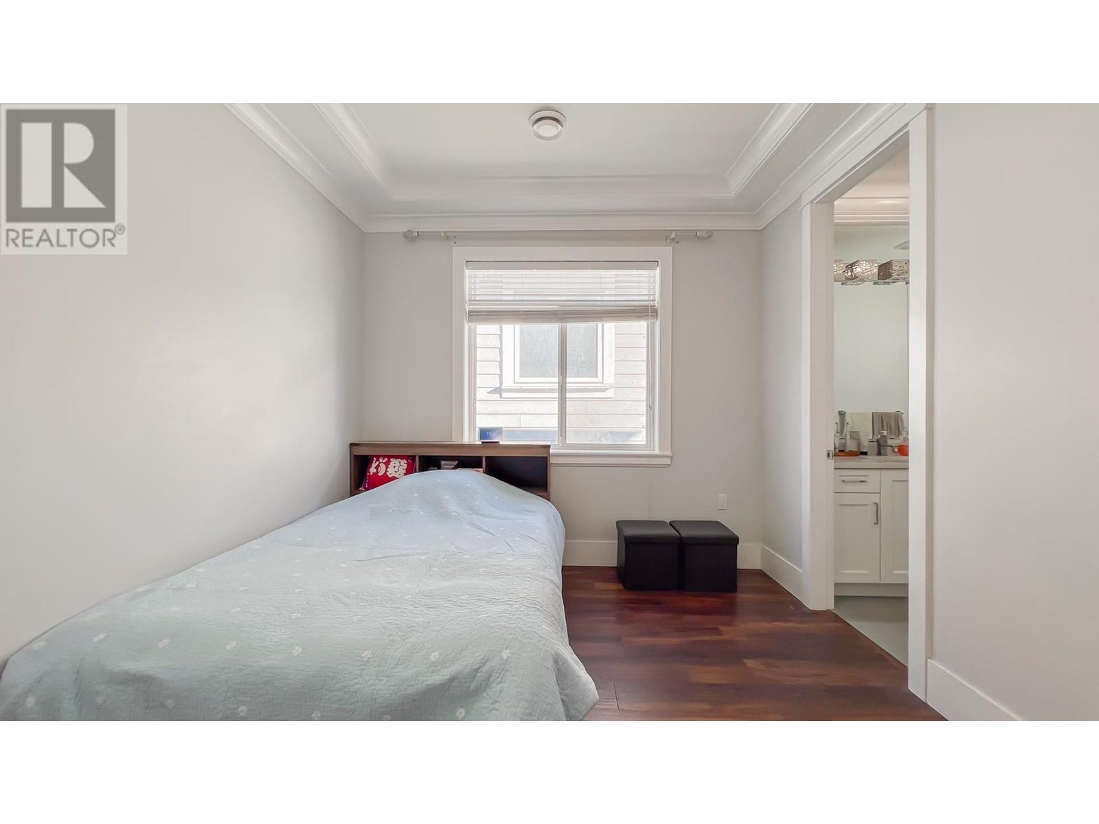 5811 MONCTON Street, Richmond