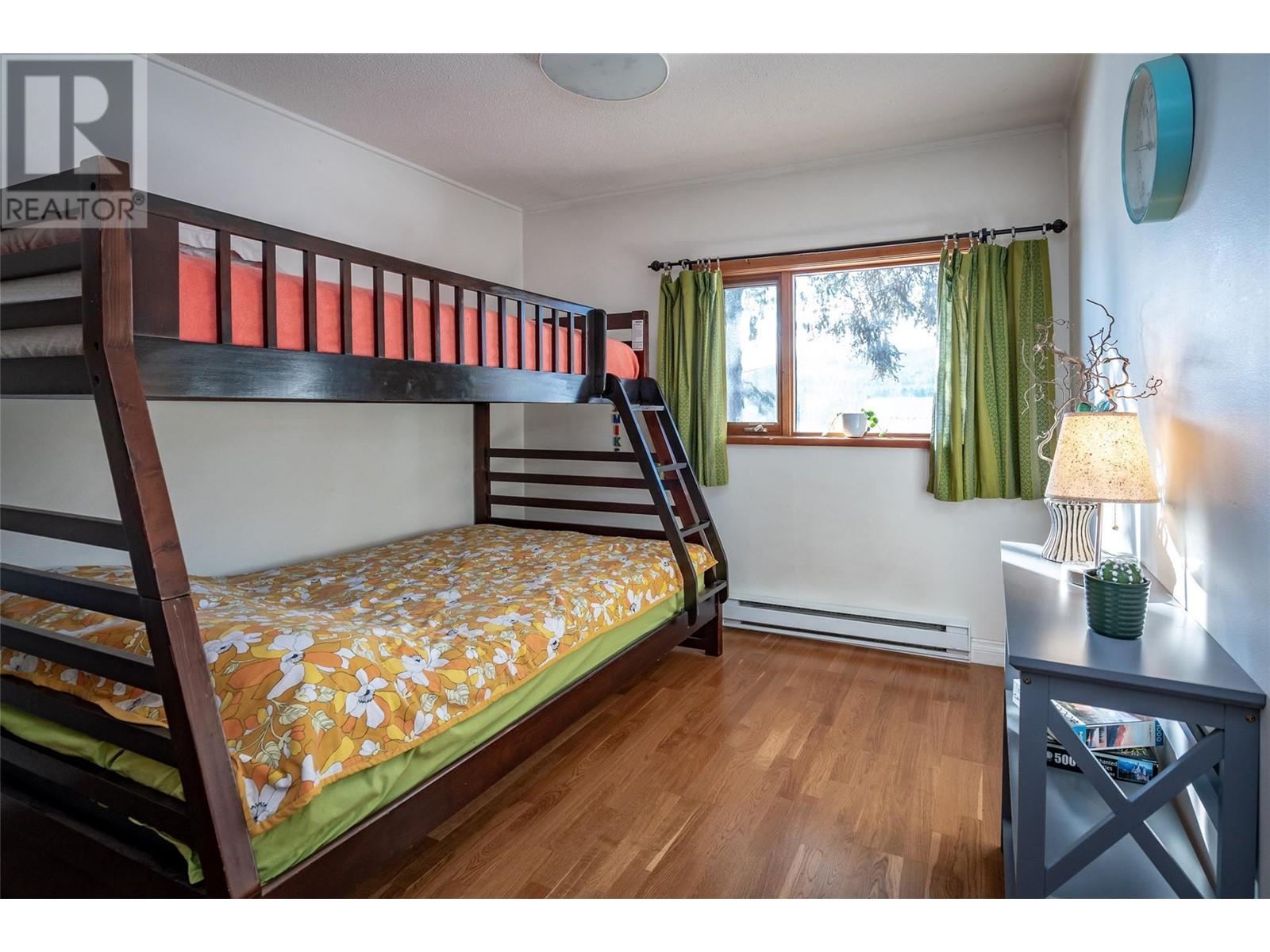 930 A Avenue, Kaslo