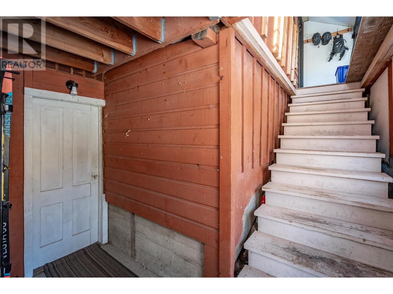 930 A Avenue, Kaslo