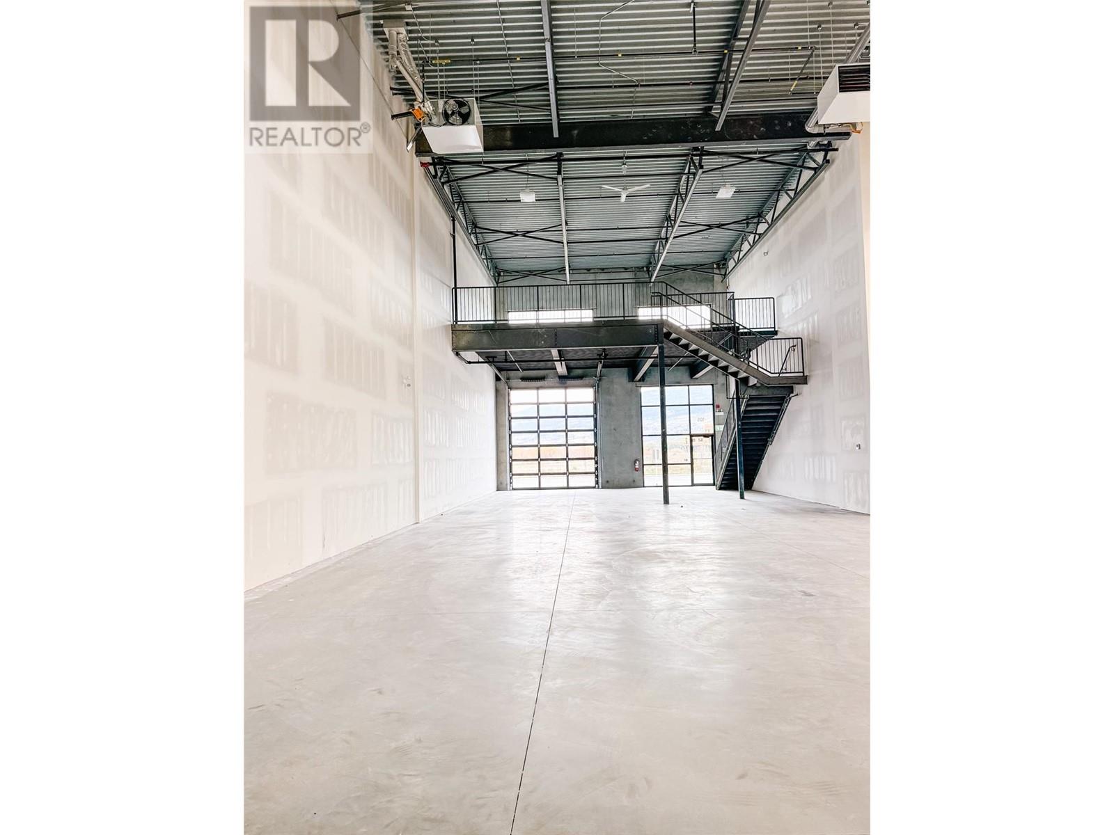 5 5460 Anderson Way, Vernon