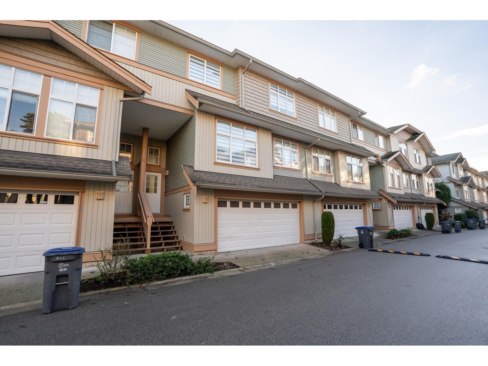 27 7518 138 STREET, Surrey